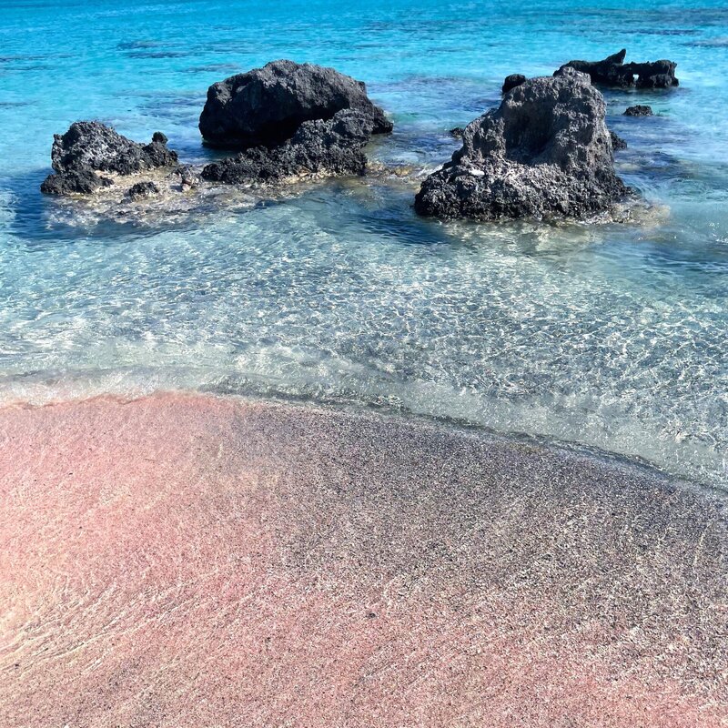 ellafonissi-pink-beach