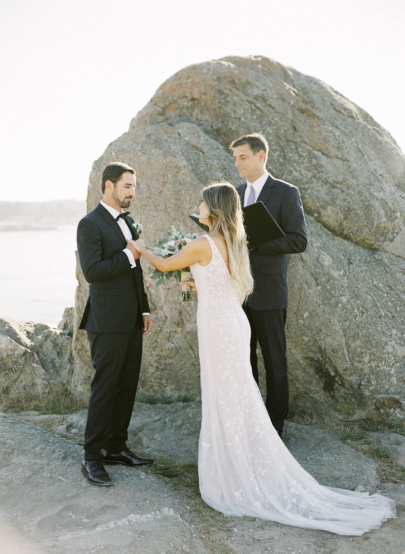 Bride and groom exchange vows along the Big Sur coast for their unique elopement