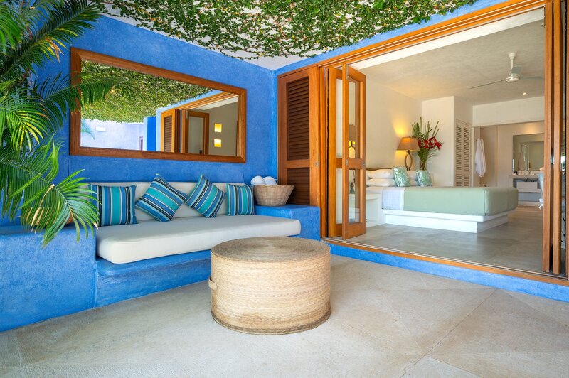 04-1-4-Careyes-Mexico-Properties-Villas-Casita-Azul-Bedroom-Terrace-5921