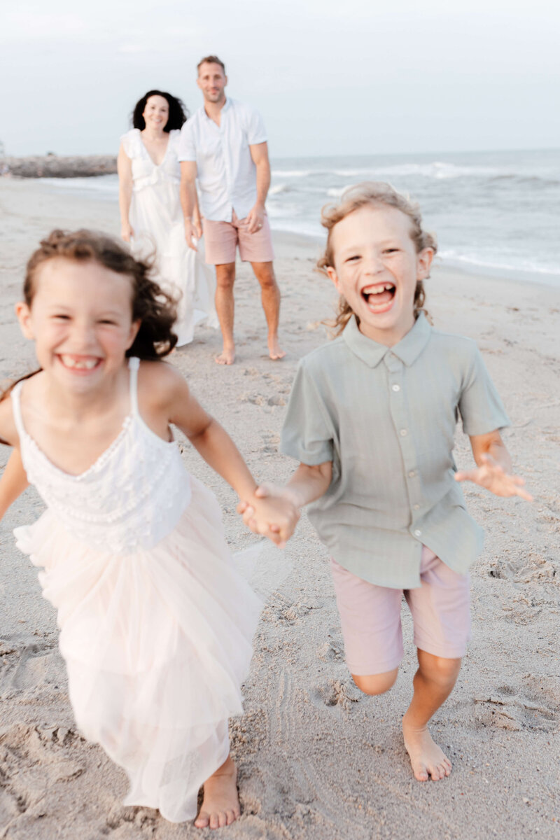 JCranePhotography_FamilyPhotographer_NorthCarolina27BeachMiniSession