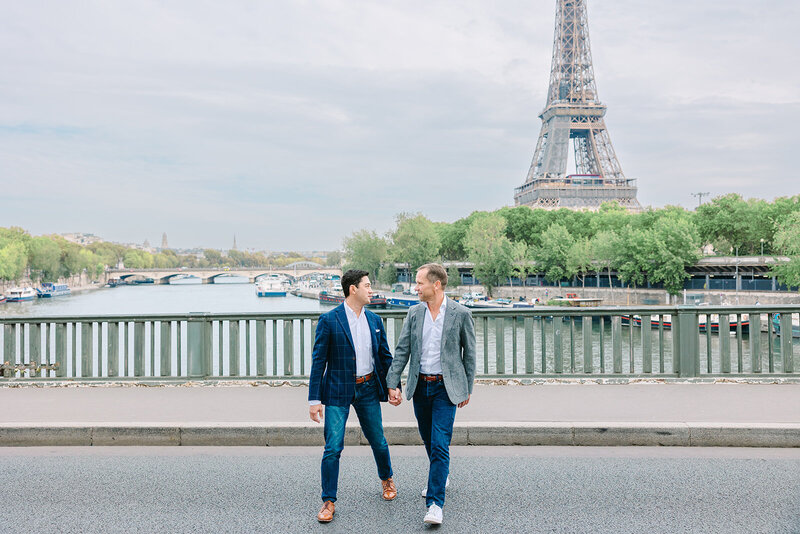 Eiffel Tower - Bir Hakeim - Couple -  AX5A5967-Edit