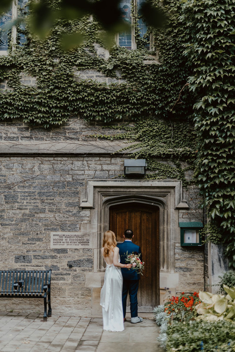 Jessilynn_Wong_Photography_Toronto_Reference_Library_Wedding-19