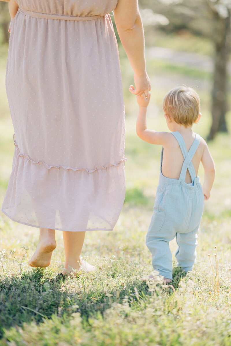 Outdoor Motherhood Photo Session Spring Hill TN