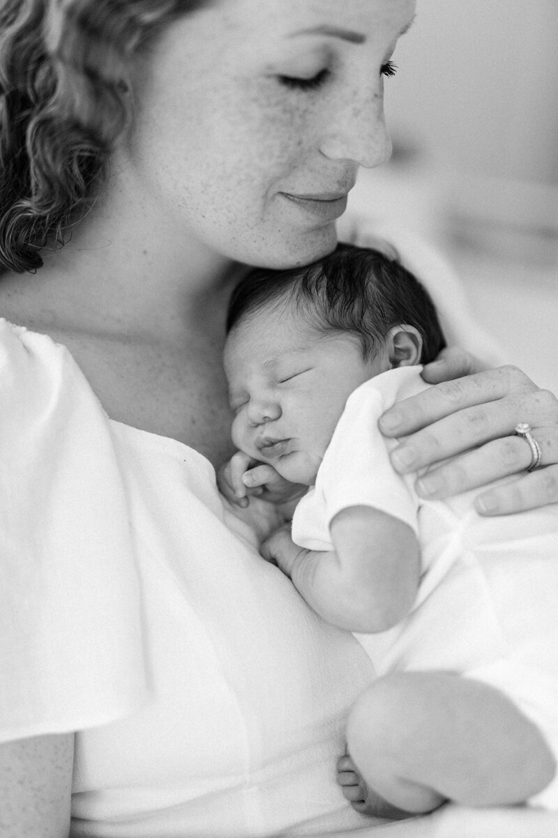 minneapolis-newborn-photographer-bauer-creative (16)