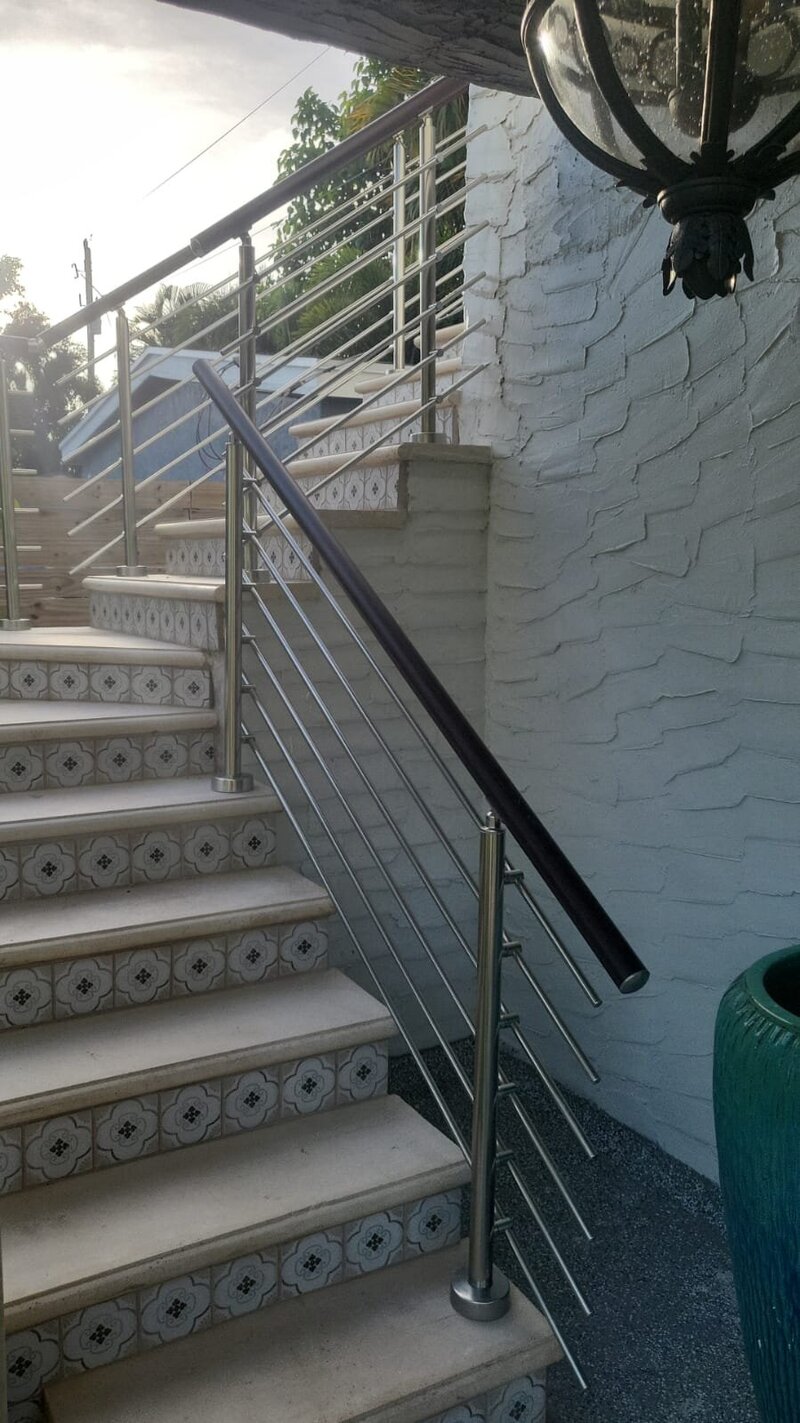 Modern Glass & Aluminum Railings in Boca Raton, South Florida