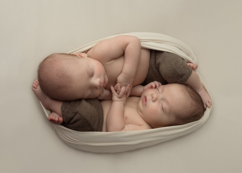 newborn-baby-boys-toronto-ontario-photographer