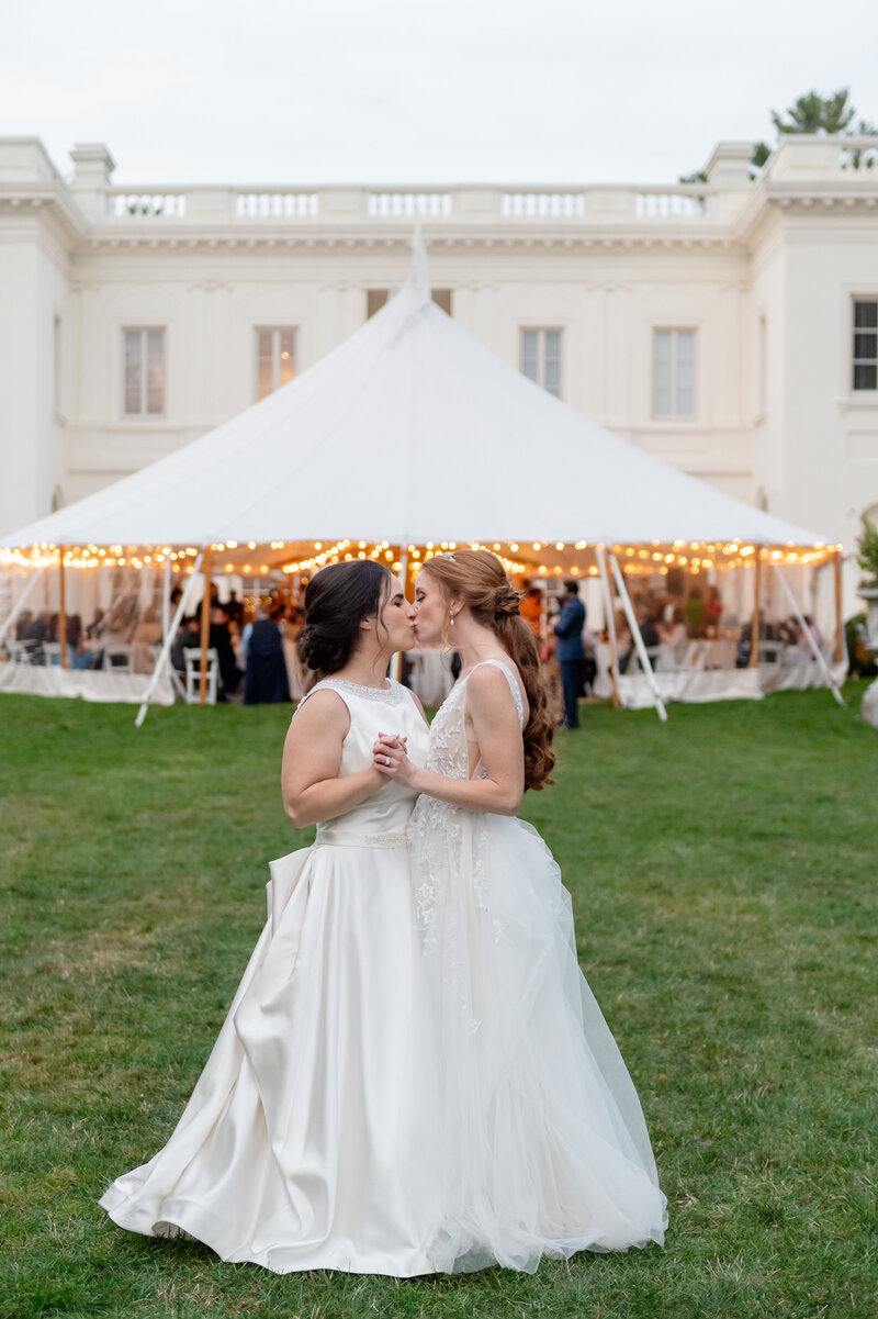 Carla Ten EyckStacey + Jessica