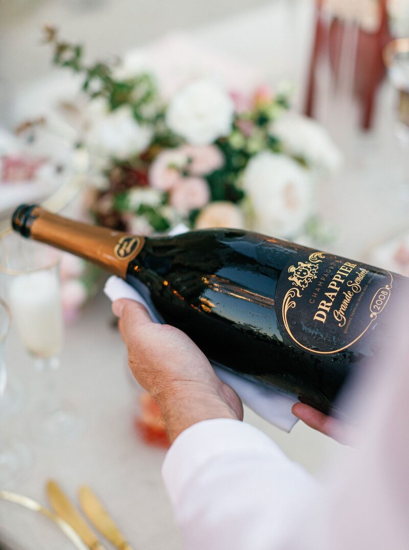 intimate-wedding-in-france