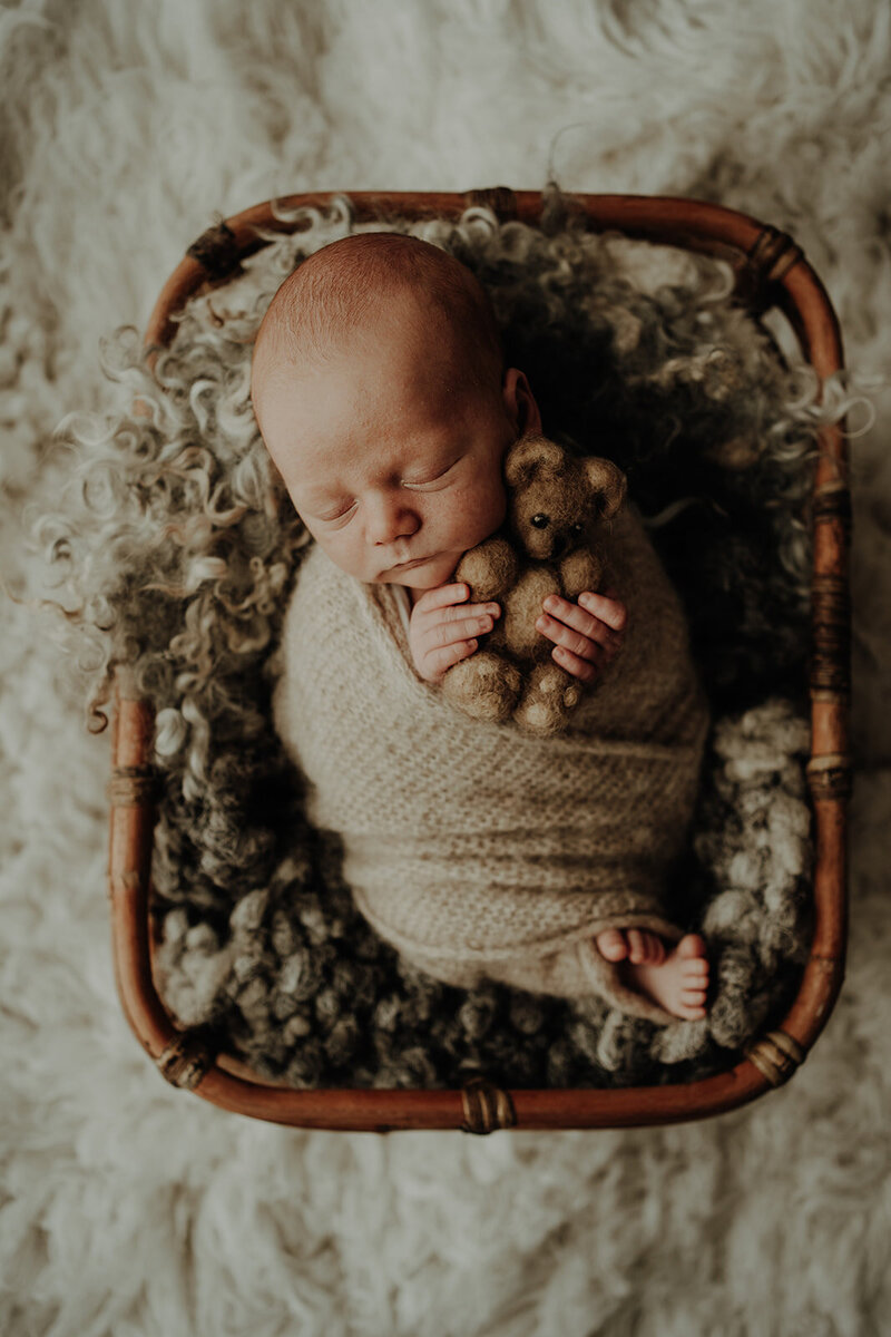 Danielle-Leslie-Photography-2021-aberdeen-newborn-photographer-mccullough-0031