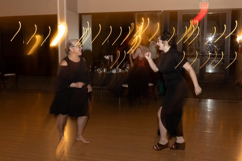 classic-and-documentary-style-wedding-photography-263