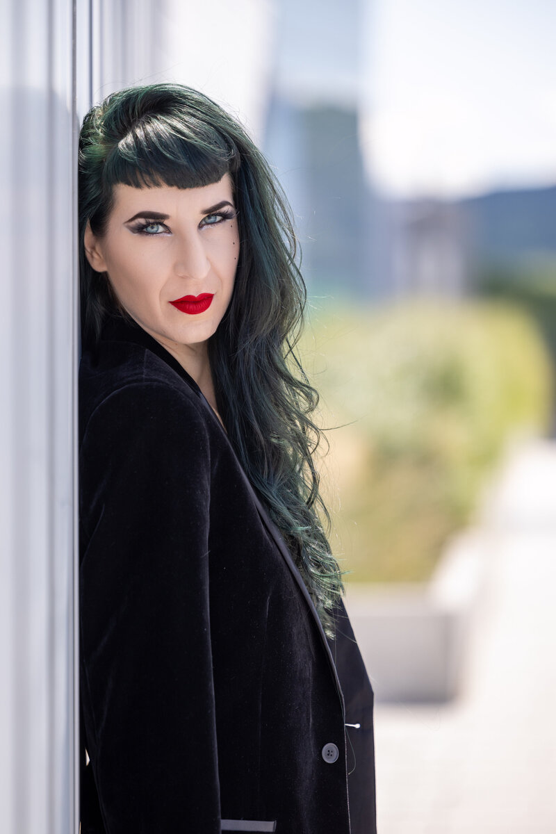 Burlesque Photoshoot Montreal - Madrose Burlesque