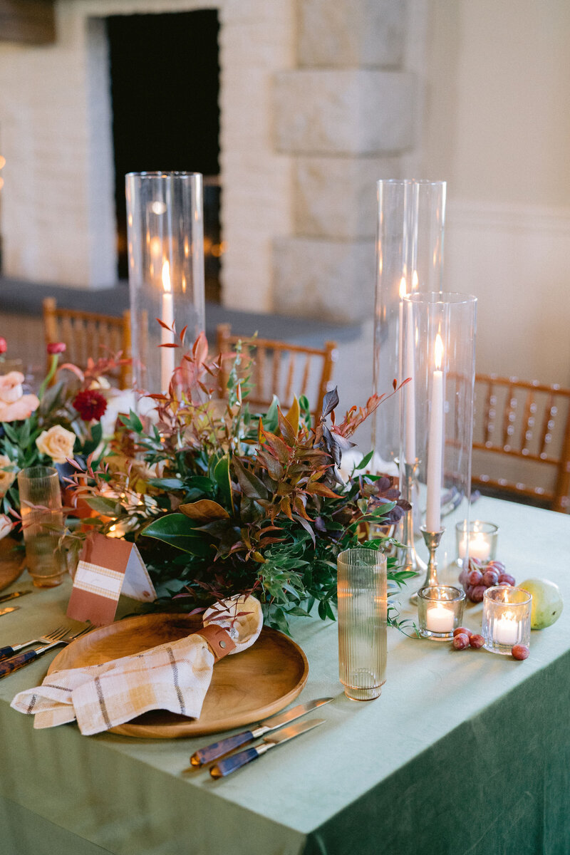 NikkiSanterre_CharlottesvilleLuxuryWeddingPhotographer_CaitieHanrahan_EarlyMountainWedding_Wendy-214 (1)