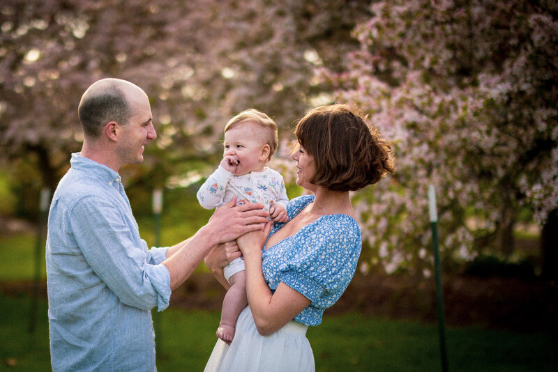 Experience the beauty of cherry blossoms with a stunning photo session at Japan House, captured by Light By Zoey Photography in Champaign-Urbana, IL. Perfect for creating timeless, romantic, and serene portraits in a breathtaking setting.