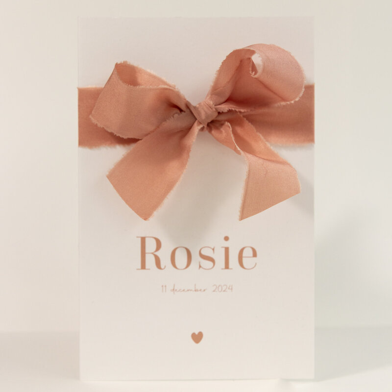 Geboortekaartje-Rosie-met-zijden-strik-7