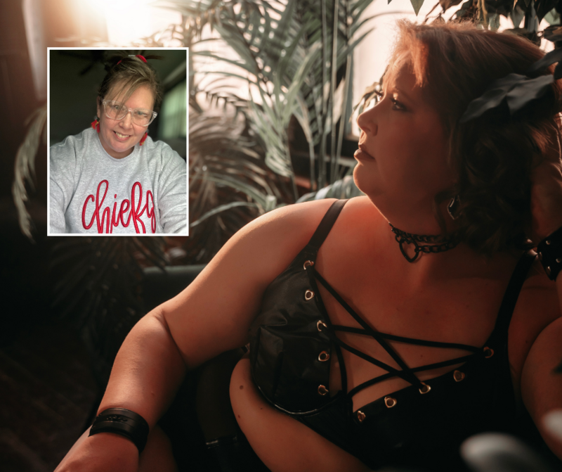Happy boudoir client sharing her experience in Kansas City