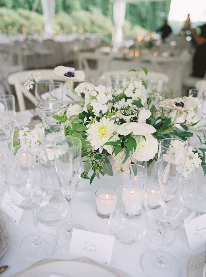 White-and-Green-Chateau-Lill-Wedding-Flora-Nova-Design-Seattle-00029