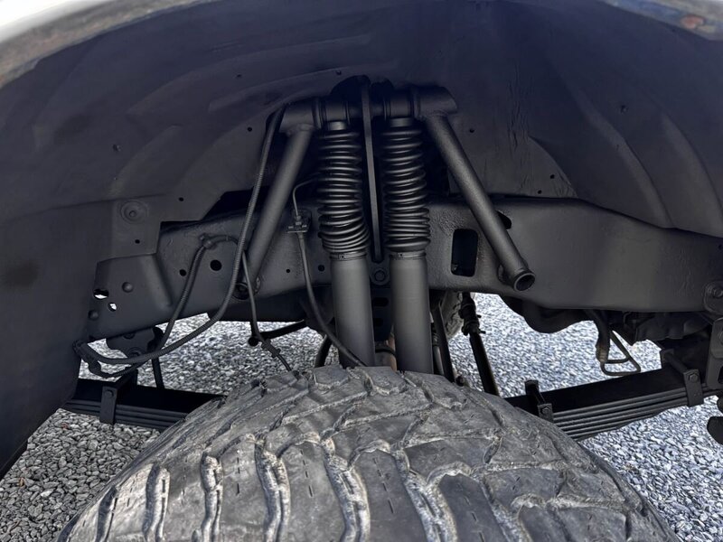 kaleb-auto-detailing-frame-painting-02