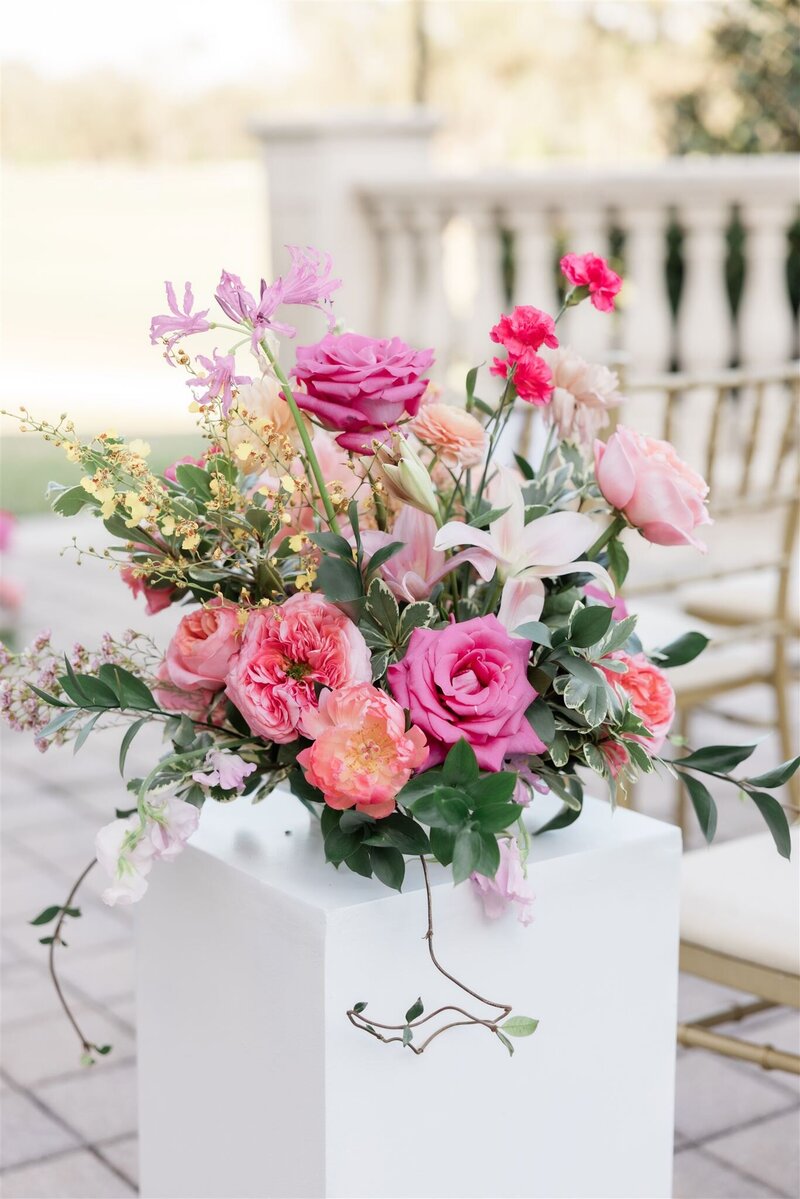 Ceremony site at the country club of Orlando by Orlando wedding photographer
