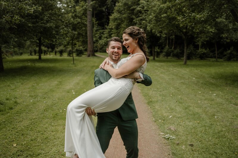 intieme bruiloft, trouwfotograaf oldenzaal, trouwfotograaf twente, bruidsfotograaf oldenzaal, bruiloft fotografie overijssel, BEAU À BO