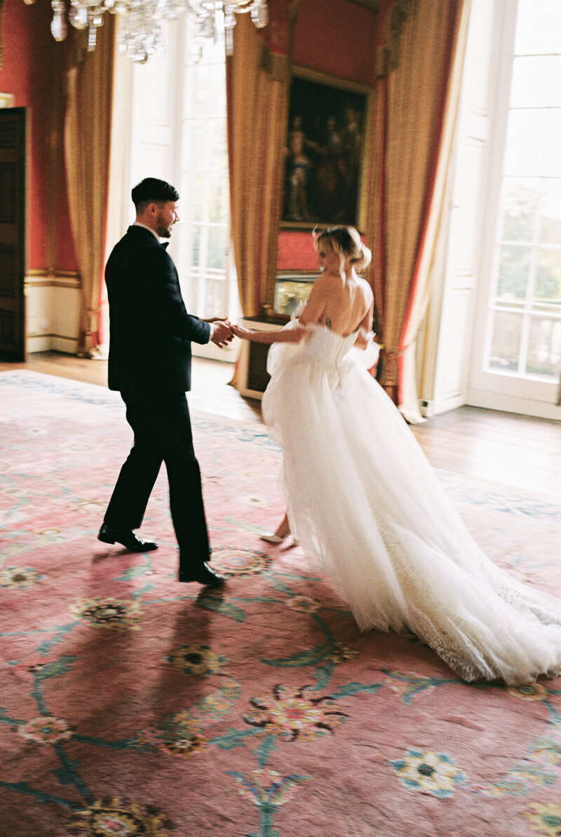 35mm couple portrait at Ragley Hall