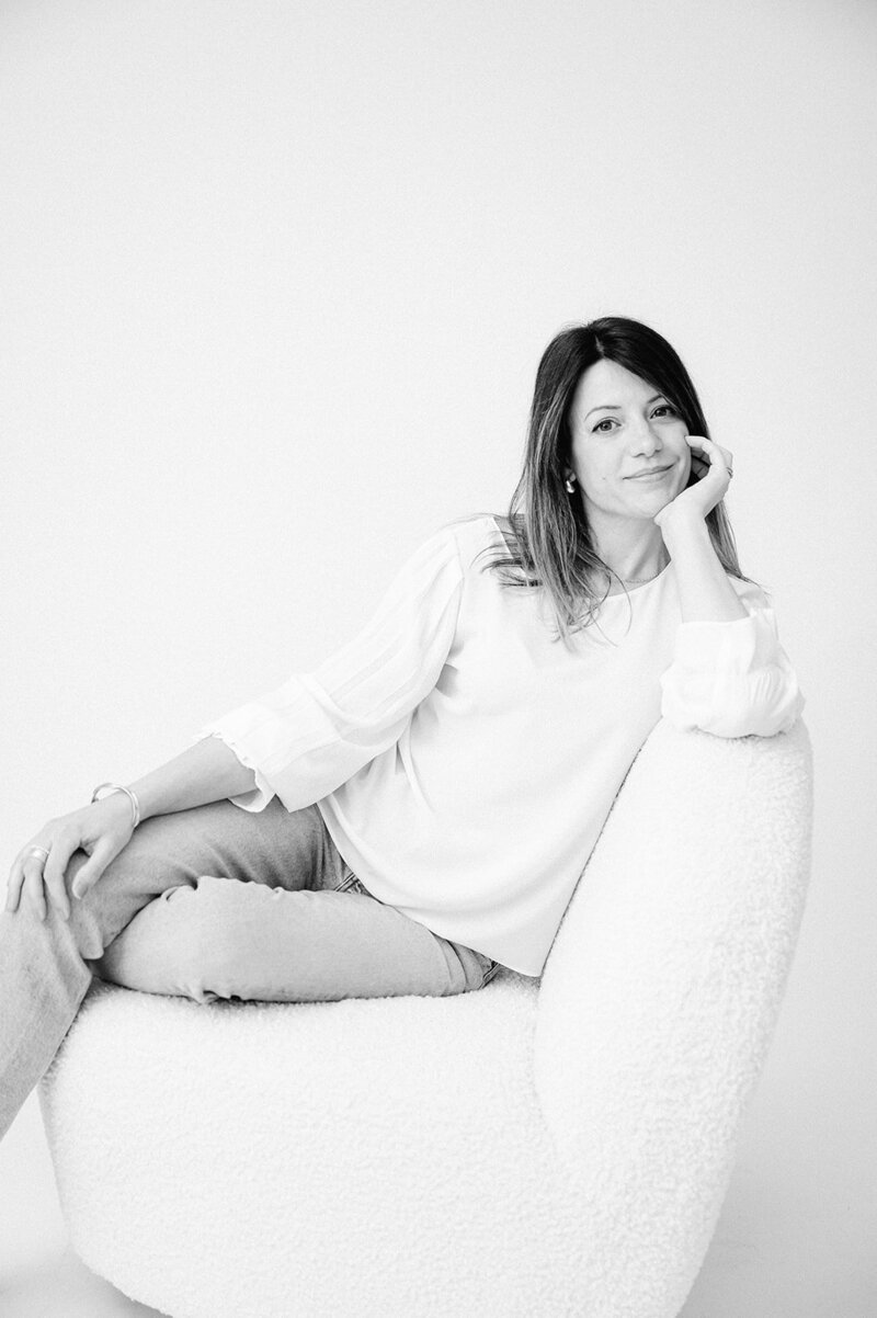 Portrait of Laura Mariani, owner of Laura Mariani Photography