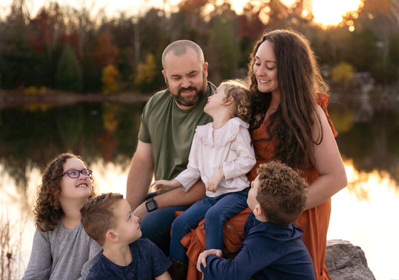 photo of st. louis family, newborn, and maternity photographer, maggie sutherland and family