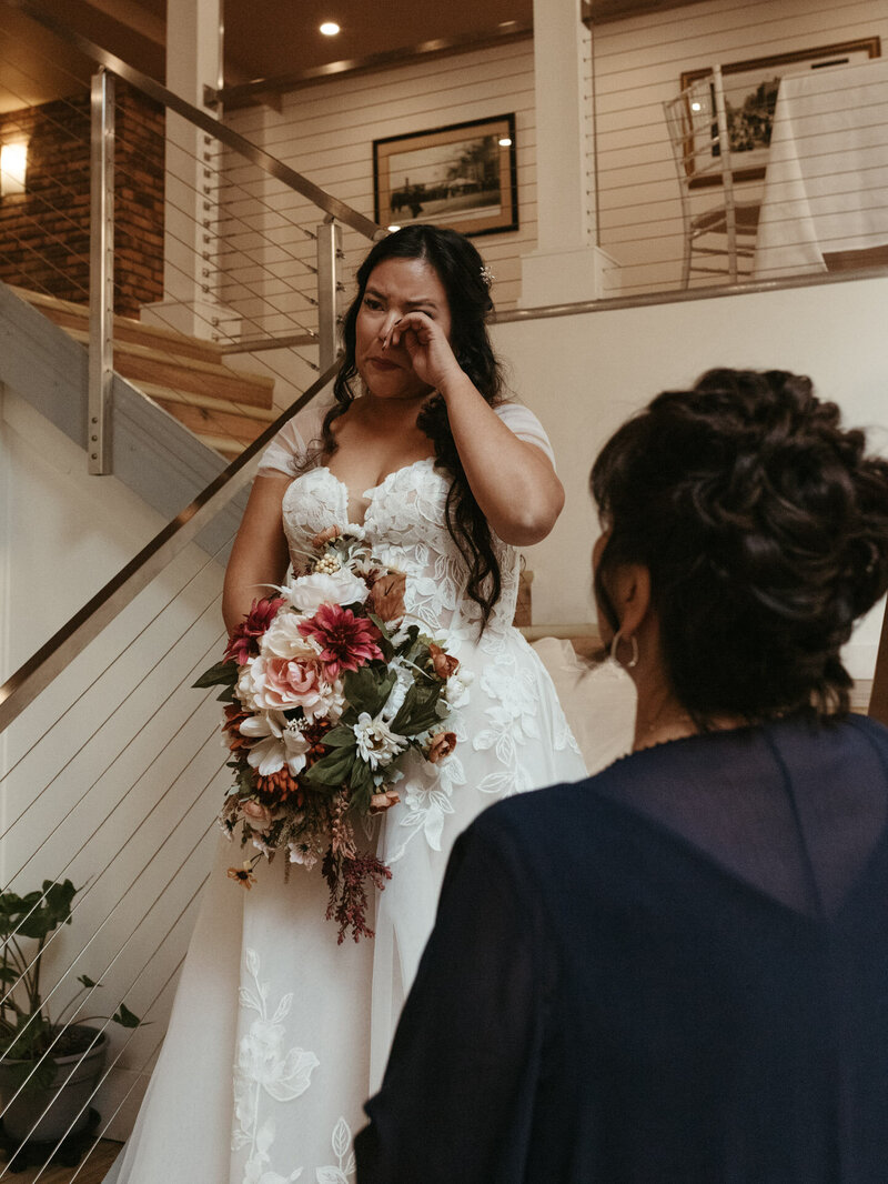TheAvenueRoom_Wedding_Saskatoon_KaylaCassidyPhotography-6