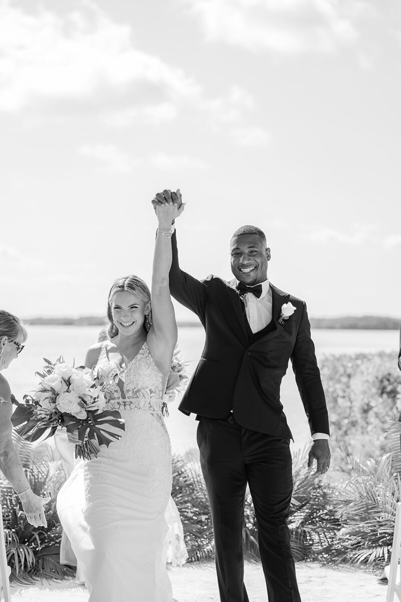 Beachfront Wedding Venue at Islamorada Florida by Light and Airy Wedding Photographer