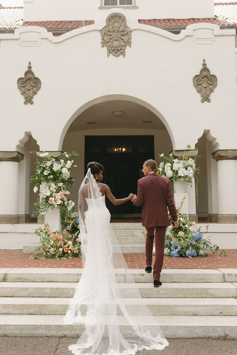 bride-and-groom-photos-hill-house-durham