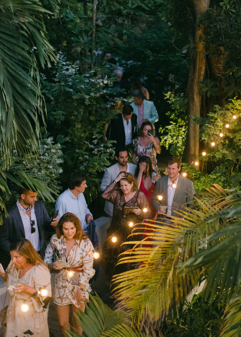 alessandra-shane-harbour-island-wedding-hollyclarkphotography-h-985