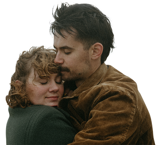 Léa et Nolan, duo de photographe et vidéaste amoureux. Séance photo en automne à Montdarrées.