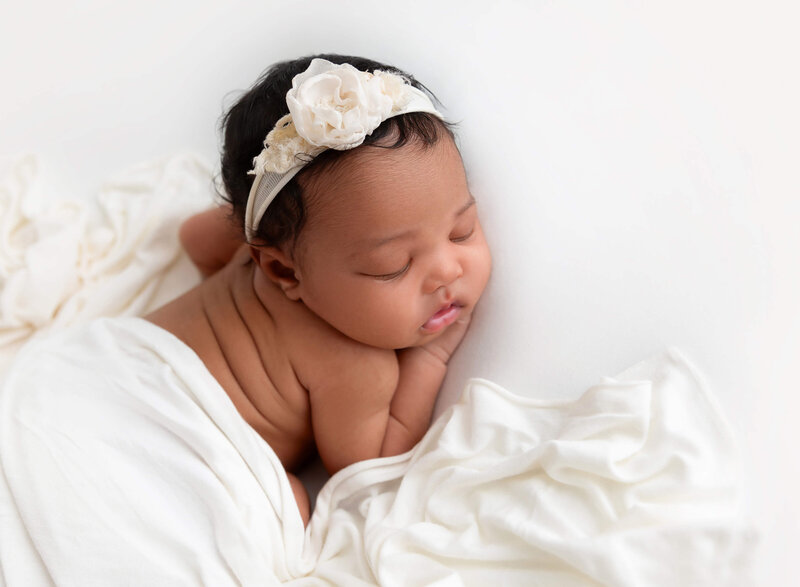 Baby girl 6 months old session