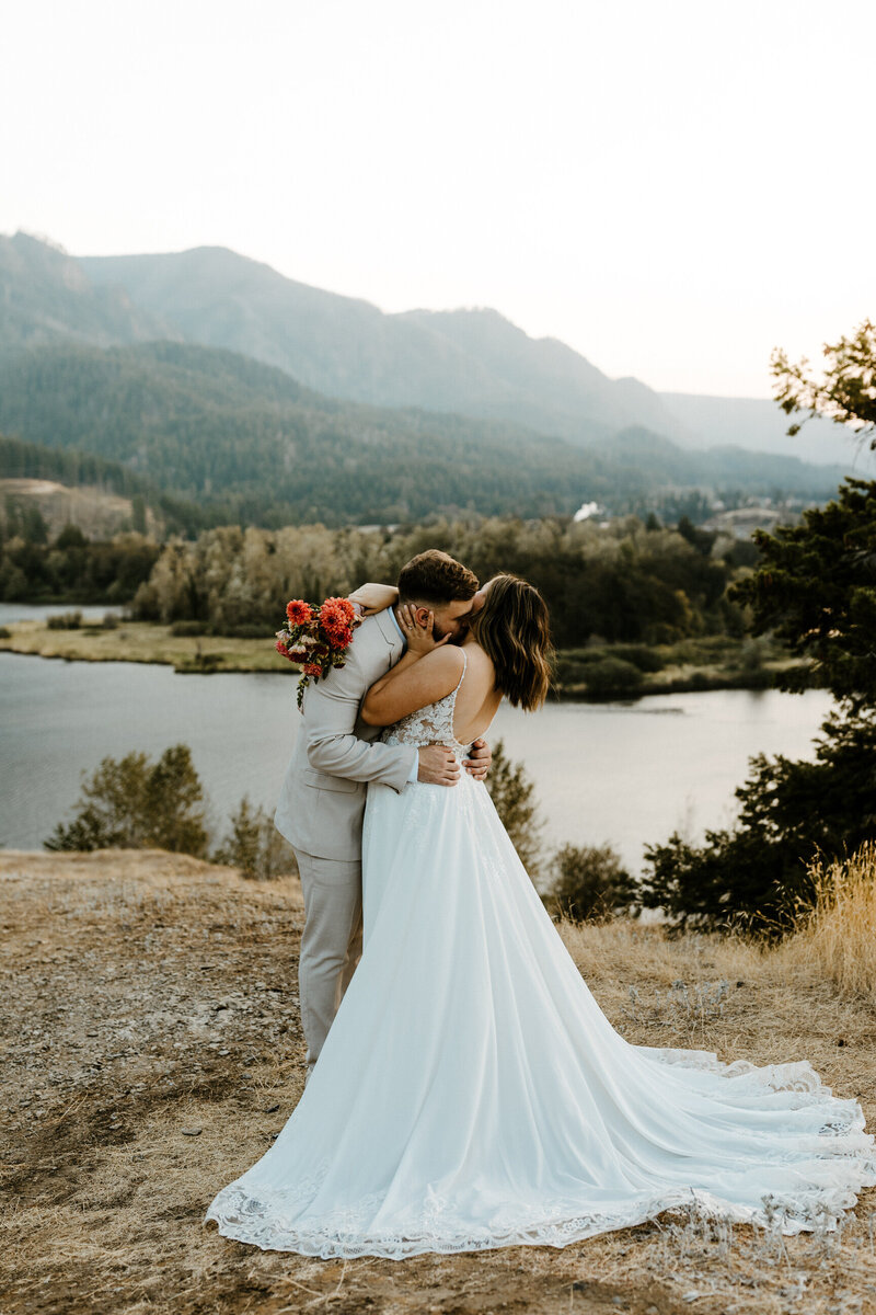 Moody and Romantic Fall Wedding in Lake Tahoe - Engaged Life