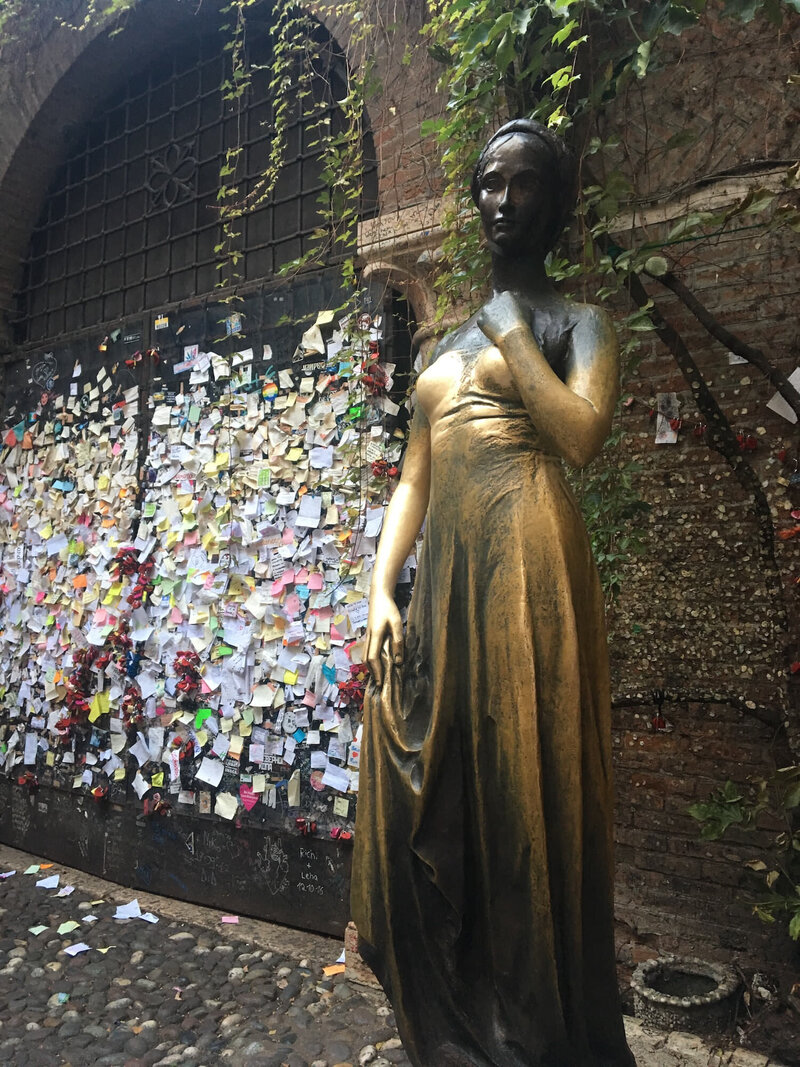 Juliet Statue in Verona, Italy