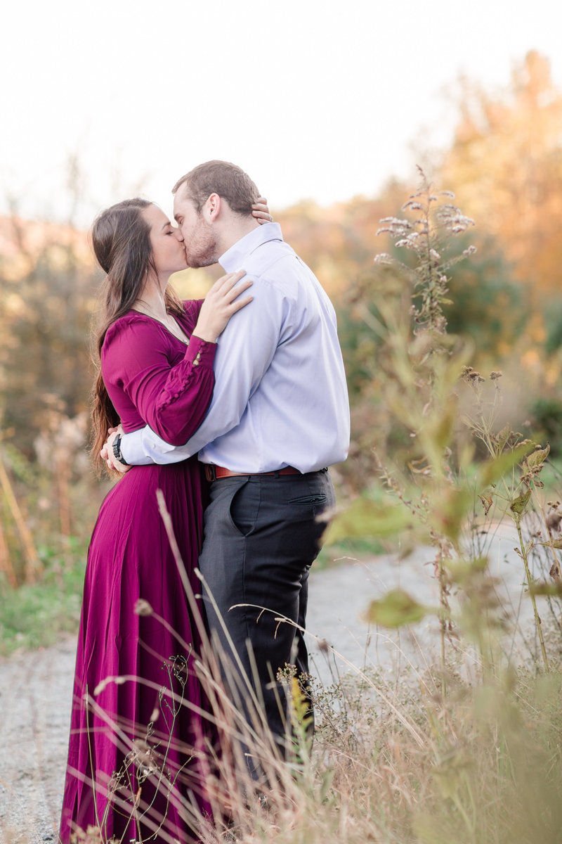 Jennifer B Photography-Moses Cone Manor-Jamie & Casey-Engagement-2019-0215