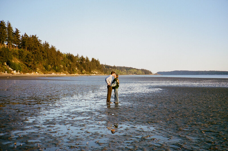 Grace-and-Johnny-Seattle-Washington-Engagements-Miranda-Florer-Photo-FILM-89