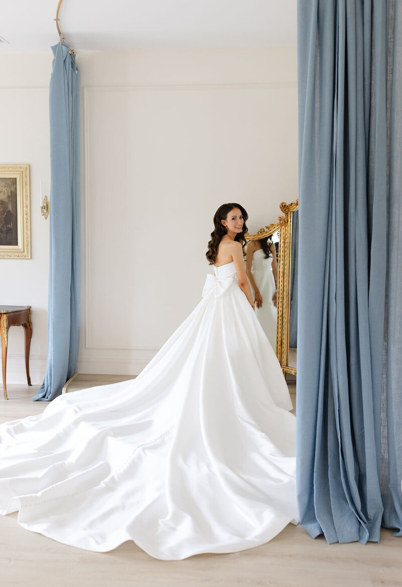 blackberry conservatory bride