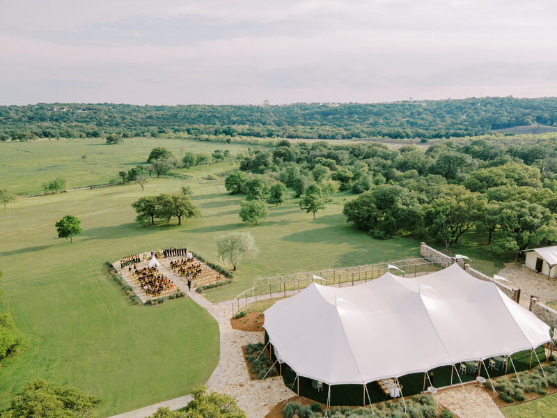 Dallas-windemere-farms-wedding