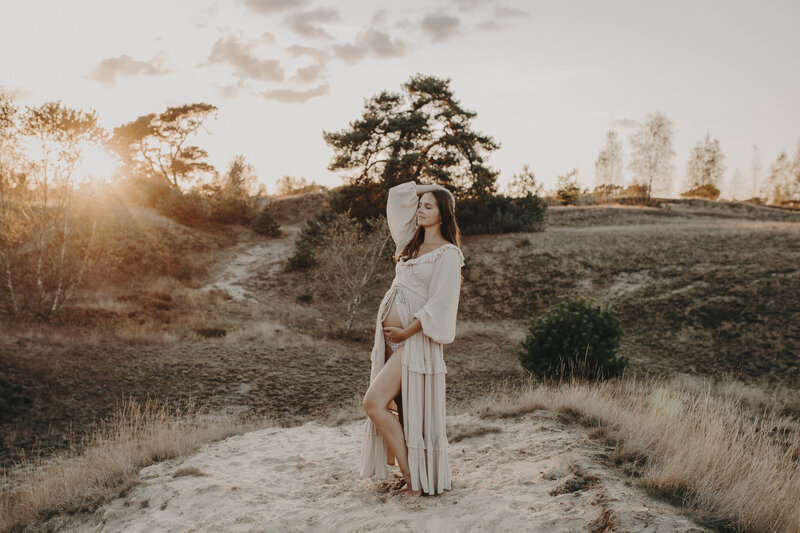 Buik van zwangere vrouw