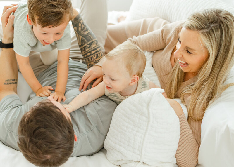 JohnsonInHome2025-EmilyDeLukePhotography-59