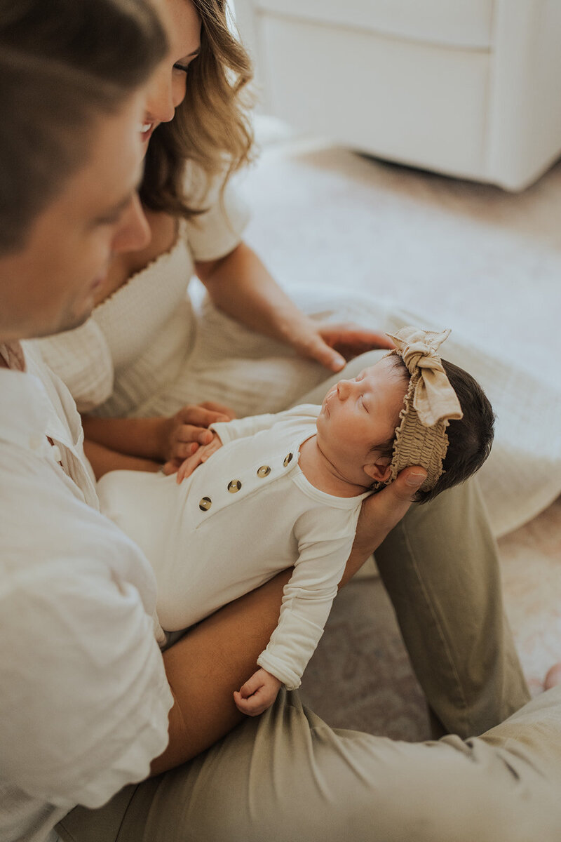 camas washington in home newborn photos // crystal chavez photography