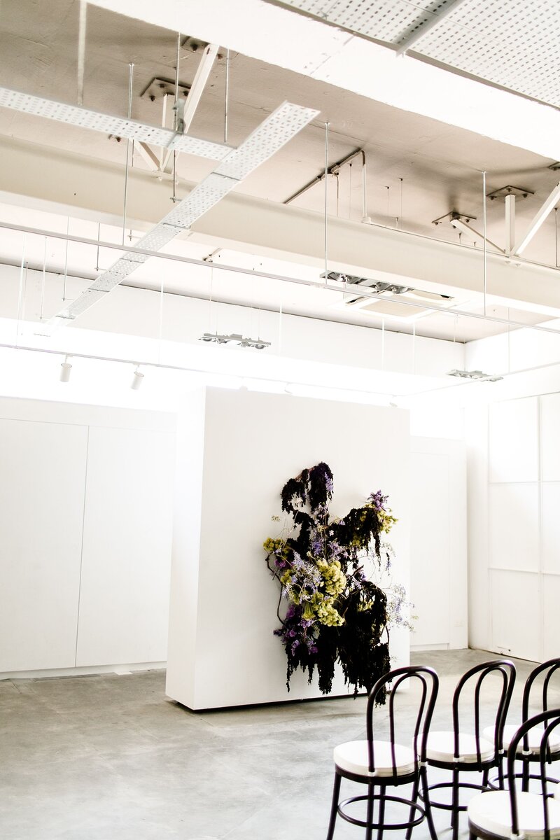 095Singapore Modern Art Gallery Wedding Editorial Photography_MARITHA MAE