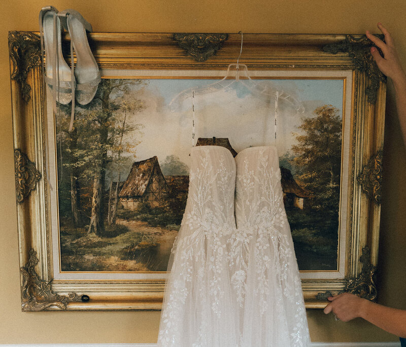 detail photo of bride's outfit