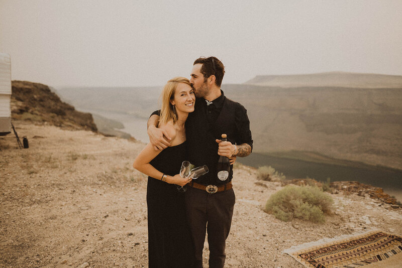 idaho elopement gallery photo of guests enjoying elopement at snake river canyon