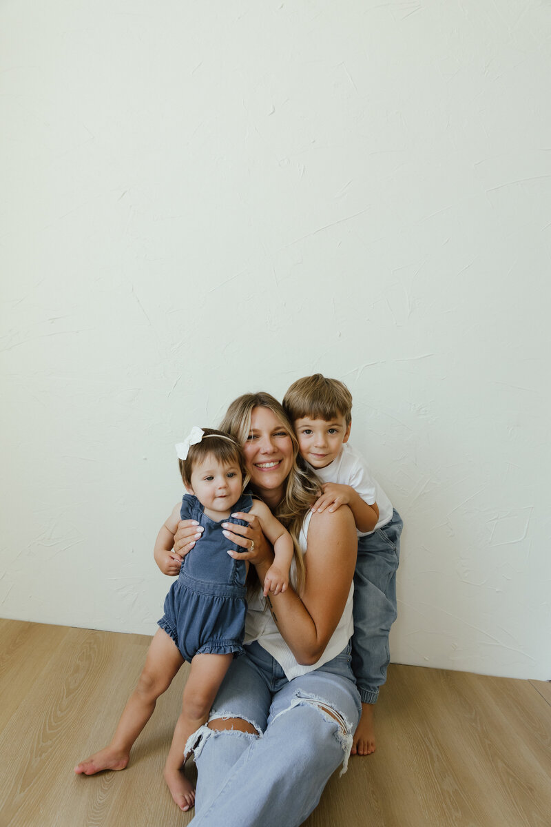 lake family maternity photos