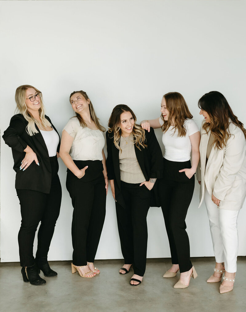 Professional team brand photo of Melissa and her team.