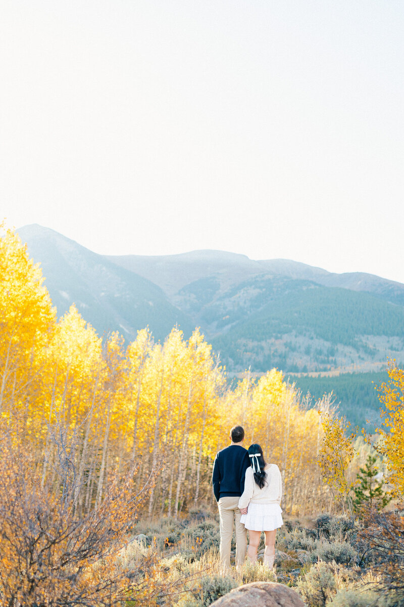 Twin-Lakes-Colorado-Mountain-Engagement-6
