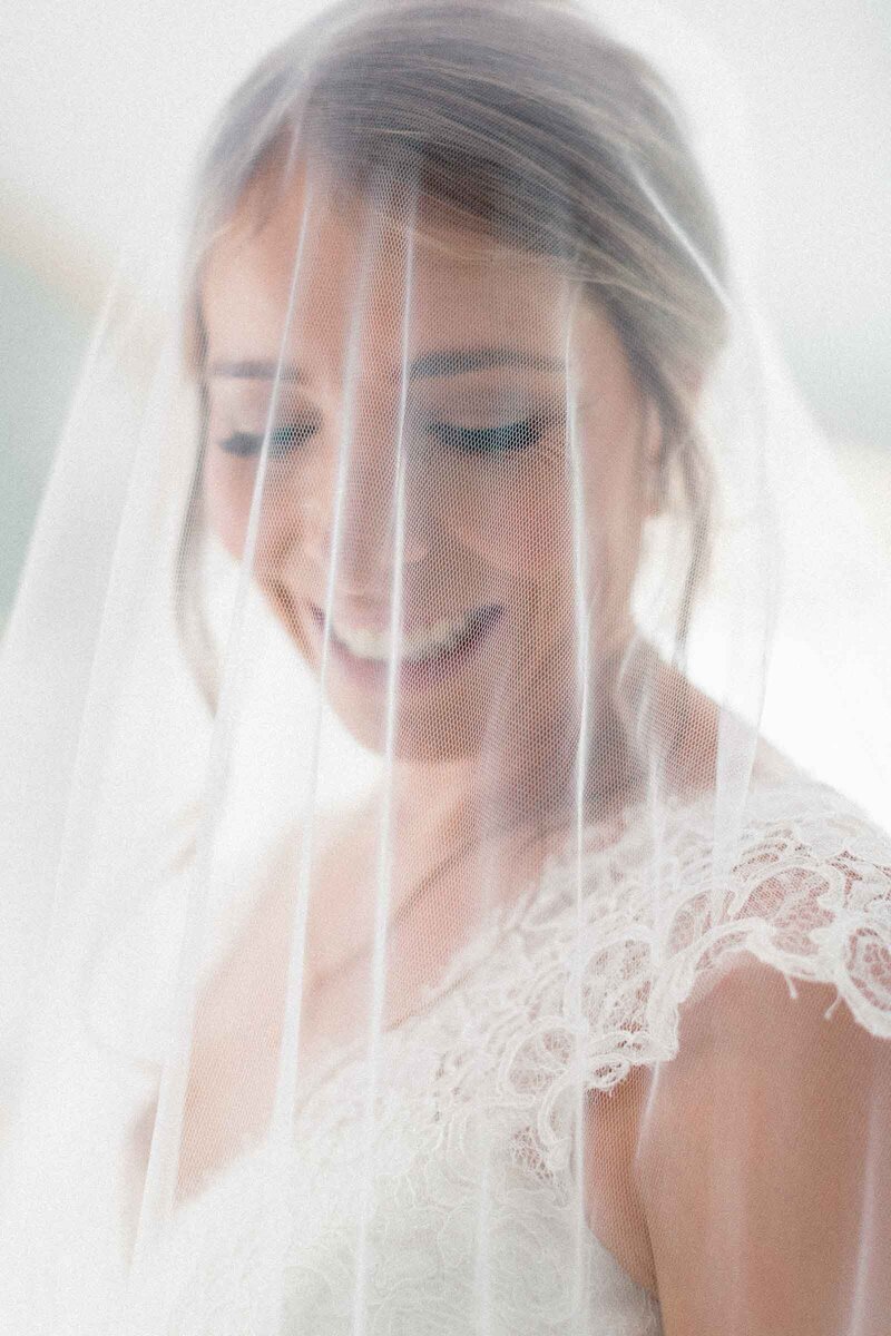 Private-Estate-Wedding-Cotswolds-Aurelia-Allen-2