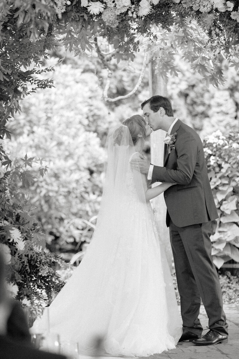 3 - Ashlie & William - Chateau Lill Wedding - Kerry Jeanne Photography  (147)