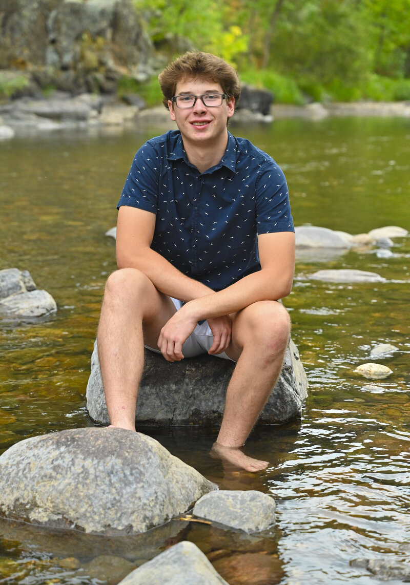 Jill_P_Mott_photography_colorado_senior_river_boy-1